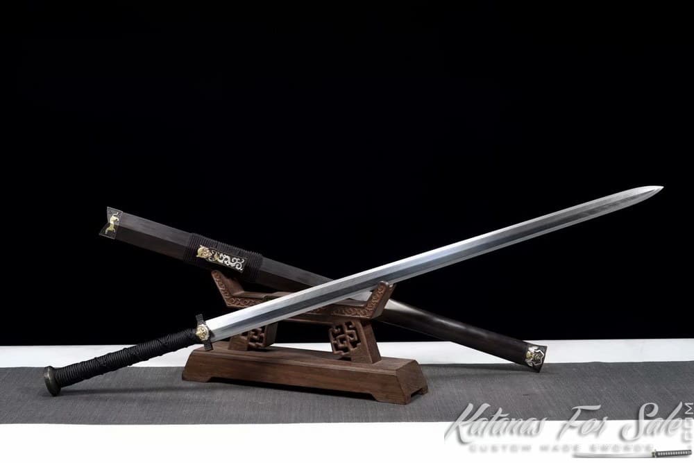 Limited Edition Chinese Jian Sword T10 Folded Steel with Special Feather Pattern - Image 2